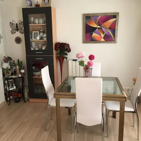 Particular,bano Compartido Apartment