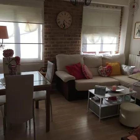 Particular,bano Compartido Apartment *